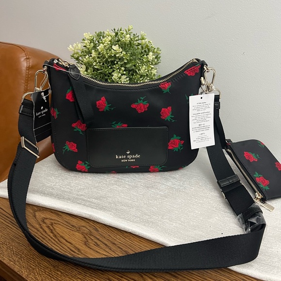 NWT Kate Spade New York Chelsea Rose Toss Printed Crossbody Bag - Black Multi - Picture 6 of 16